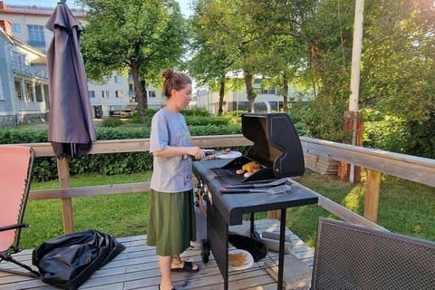 Keskusta sviitti parvekkeella ja pyykinpesukoneella Vanha Postitalo Apartment in Finland