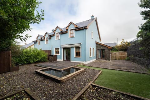 Serene Retreat Dingle House in Dingle