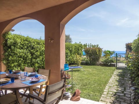 Property building, Garden, Garden view