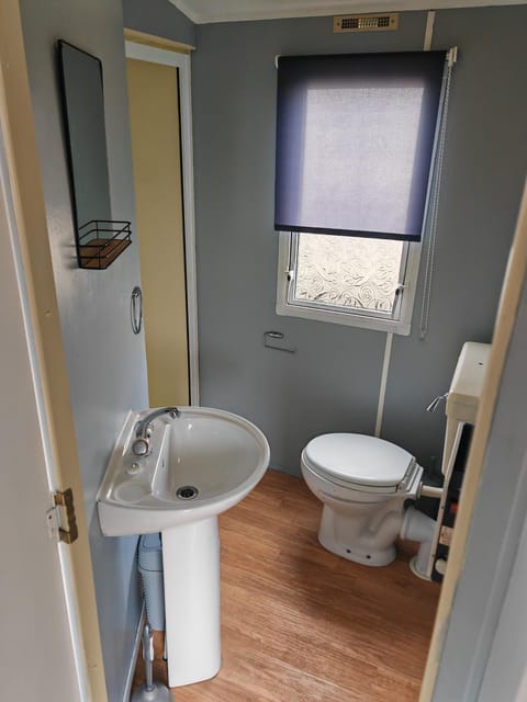 237 Sealands, 8 Birth caravan Campground/ 
RV Resort in Ingoldmells