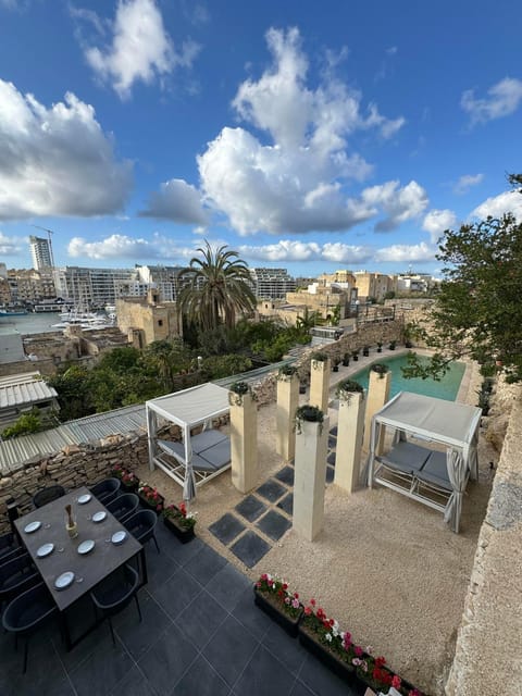 Villa Vera with private pool near Valletta Villa in Malta