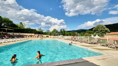 Camping maeva Escapades Ludo Parc Campground/ 
RV Resort in Provence-Alpes-Côte d'Azur