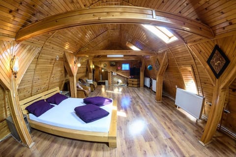Bed, Other, Photo of the whole room, Bedroom