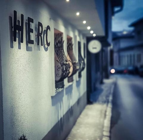 Property logo or sign, Logo/Certificate/Sign, Text overlay, Street view