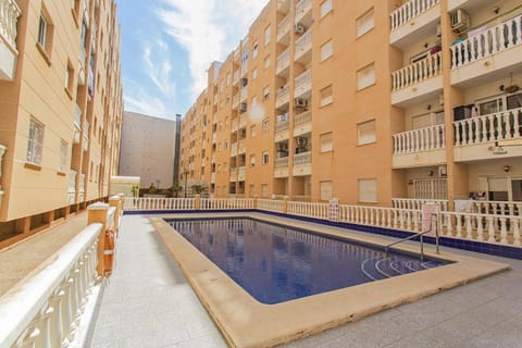 Property building, Day, Pool view, Swimming pool