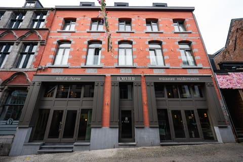 Property building, Facade/entrance