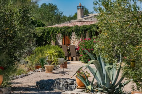 Property building, Garden