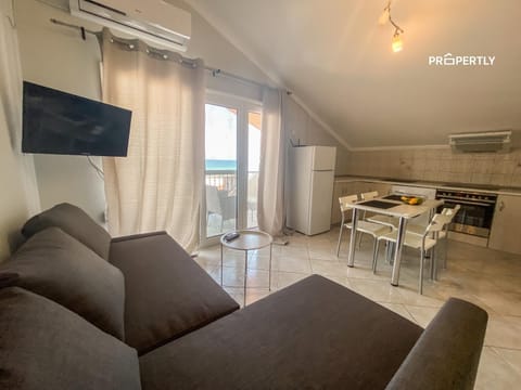 Living room, kitchen