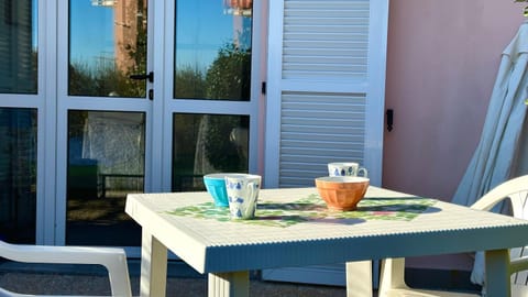 Palme 6 - Marcelli, bilocale con doppio giardino, Residence Le Palme Apartment in Marcelli