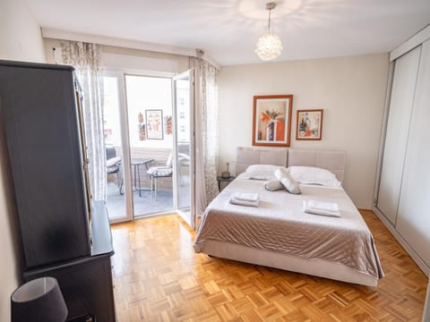 Chic Riverview Apartment Apartment in North Macedonia