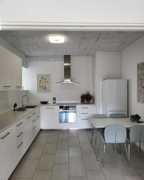 Charmerende villalejlighed på 80 kvm inklusiv gårdhave Apartment in Aarhus