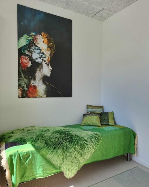 Charmerende villalejlighed på 80 kvm inklusiv gårdhave Apartment in Aarhus