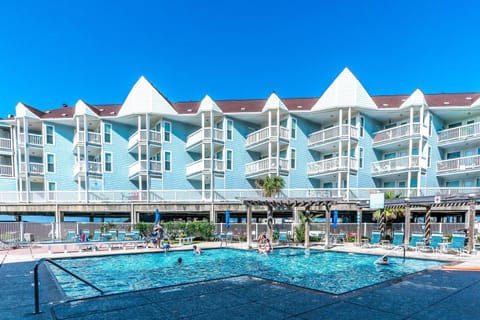 A Beachside Retreat Apartment in Galveston Island