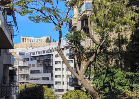 Nearby landmark, Neighbourhood