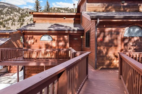 Bugle Pointe A14 by Estes Park Condos Apartment in Estes Park