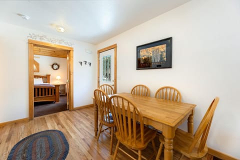 Bugle Pointe B07 by Estes Park Condos Apartment in Estes Park