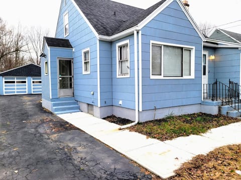 Property building, Street view