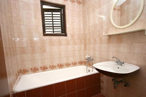 Seafront apartment Apartment in Vrboska