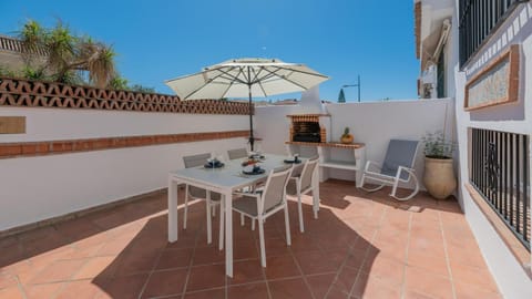 Patio, BBQ facilities, Balcony/Terrace, Balcony/Terrace, sunbed