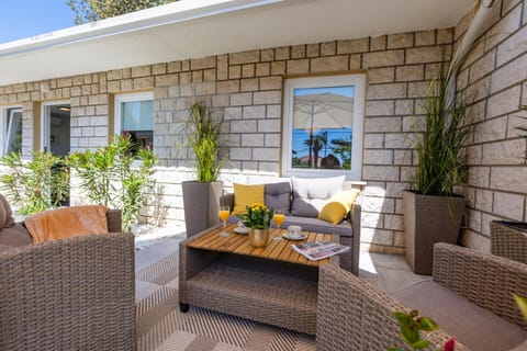 Patio, Garden, Balcony/Terrace, Garden view