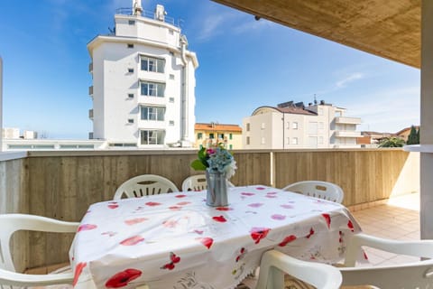 Property building, Balcony/Terrace