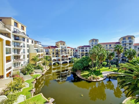 Property building, Day, Natural landscape, Balcony/Terrace, Balcony/Terrace, River view