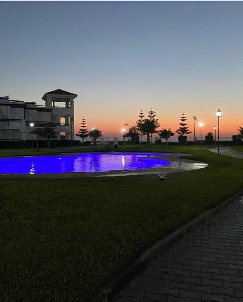 Garden, Garden view, Pool view, Swimming pool, Sunset