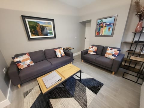 Communal lounge/ TV room, Living room