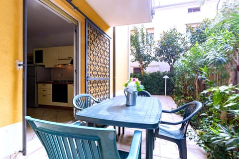 Patio, Garden, View (from property/room)
