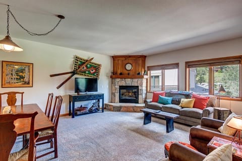 Riverbend Lodge 102 by Great Western Lodging Apartment in Breckenridge