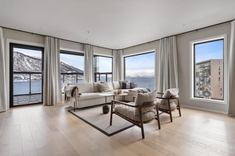 View (from property/room), Living room, Seating area, Mountain view, Sea view