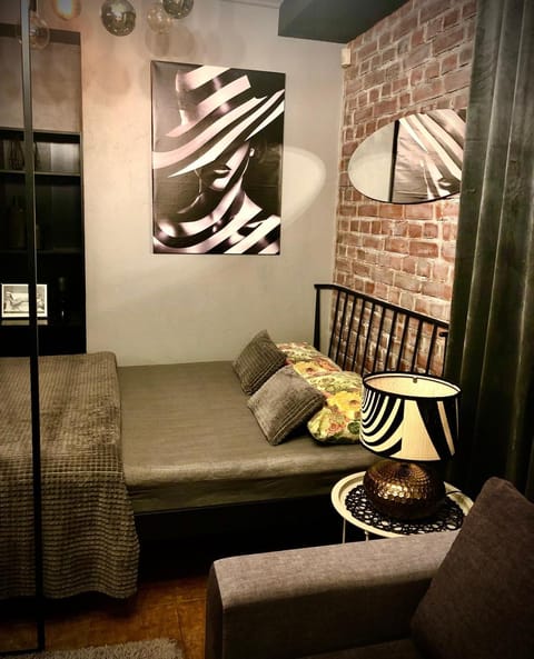 Happy House A Grey Apartment in Klaipėda