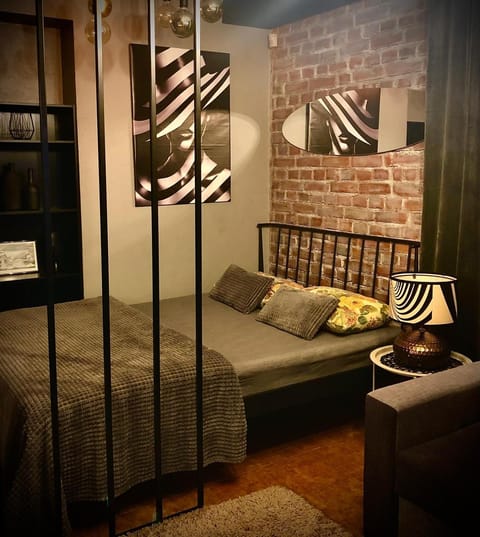 Happy House A Grey Apartment in Klaipėda