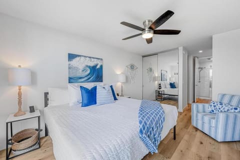 F107 - Oh Bouy House in Oceanside