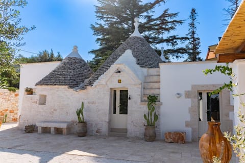 Property building, Patio, Facade/entrance, View (from property/room)