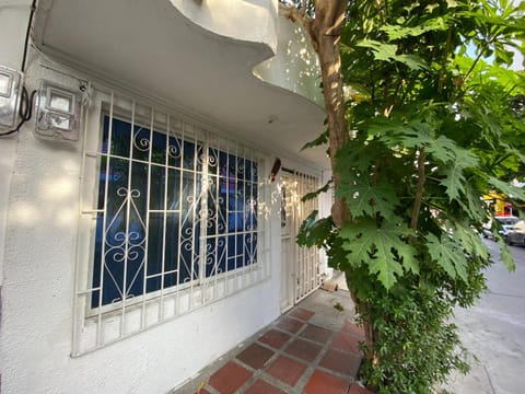 Property building, Day, Street view