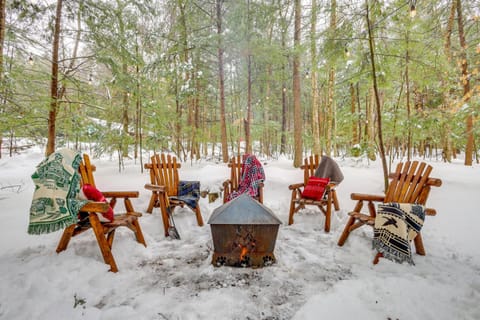 Lake and Beach Access at Lake Luzerne Cabin! Cabin in Saratoga