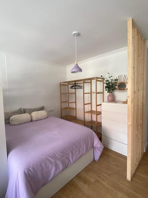 Bed, Photo of the whole room, Bedroom, wardrobe