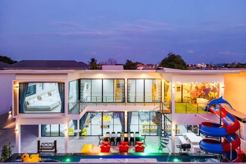Property building, Patio, Night, View (from property/room), Balcony/Terrace, Evening entertainment, Pool view, Swimming pool