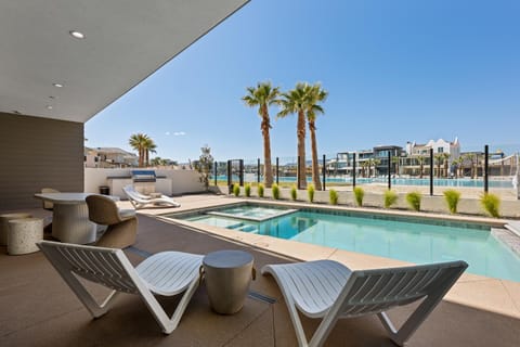 Modern Lagoon home House in St George