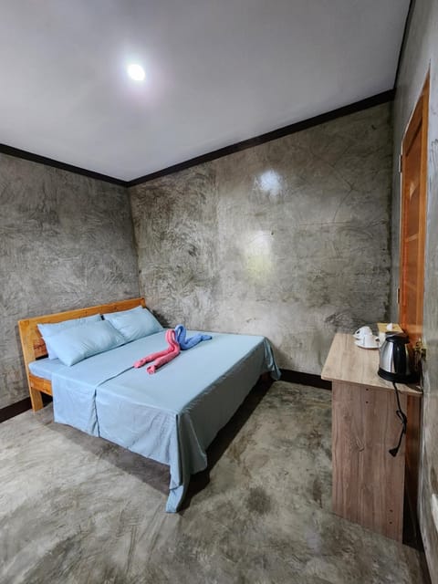 Bed, Coffee/tea facilities, Bedroom, towels