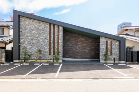 Property building, Day, Parking