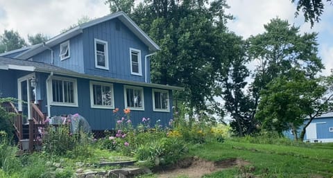 Property building, Day, Natural landscape, Garden