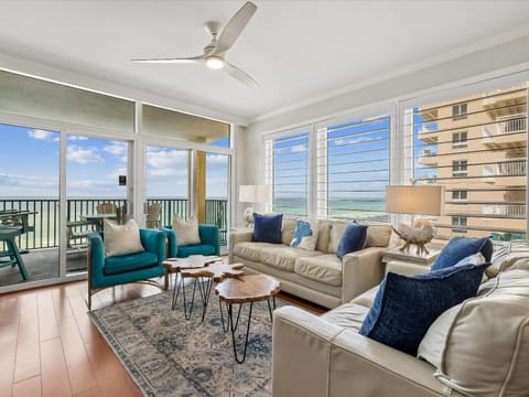 View (from property/room), Balcony/Terrace, Living room, Seating area, Sea view, furniture
