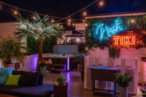 Rooftop Hot Tub & Game Room - 3 Miles to Downtown House in East Nashville