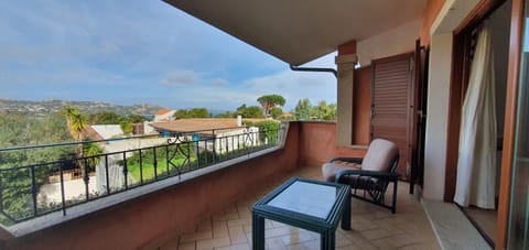 Balcony/Terrace, Balcony/Terrace