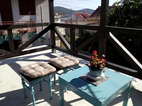 Šparoga - Dalmatian stone house for holiday House in Tisno