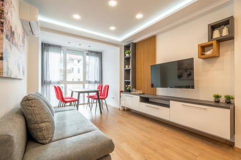 Communal lounge/ TV room, Living room, Seating area, Evening entertainment