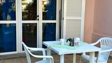 Palme 3 - Marcelli, monolocale al piano terra, Residence Le Palme Apartment in Marcelli