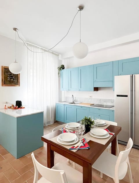 Kitchen or kitchenette, kitchen